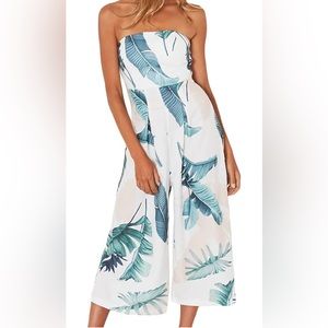 Lulu’s Palm Tree White Strapless Jumpsuit Size XL